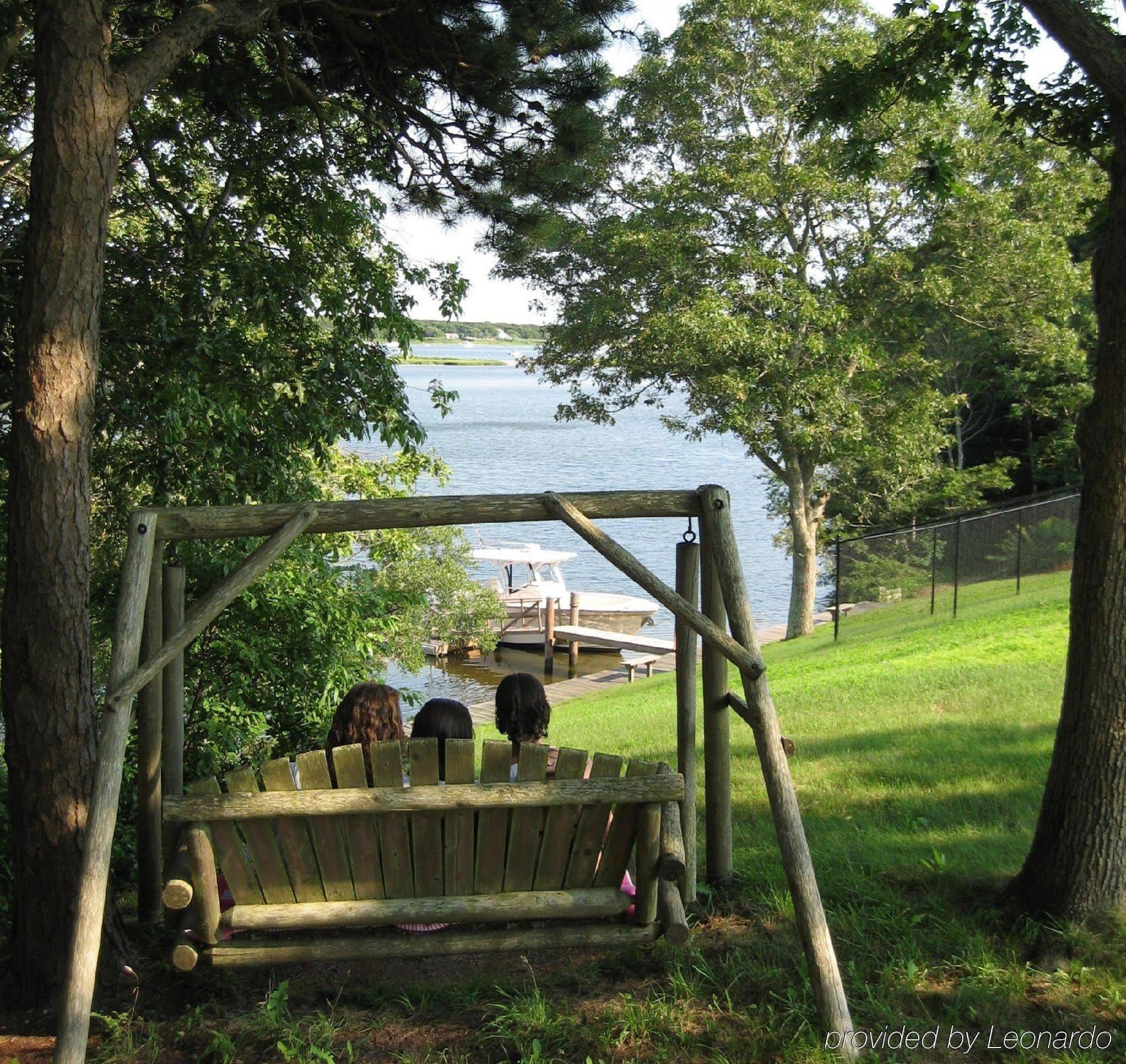 Capewind Waterfront Resort Falmouth Konforlar fotoğraf